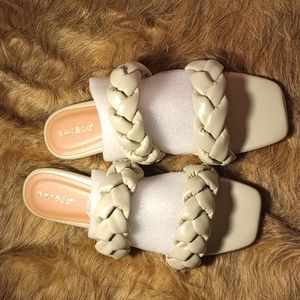Bamboo sandals